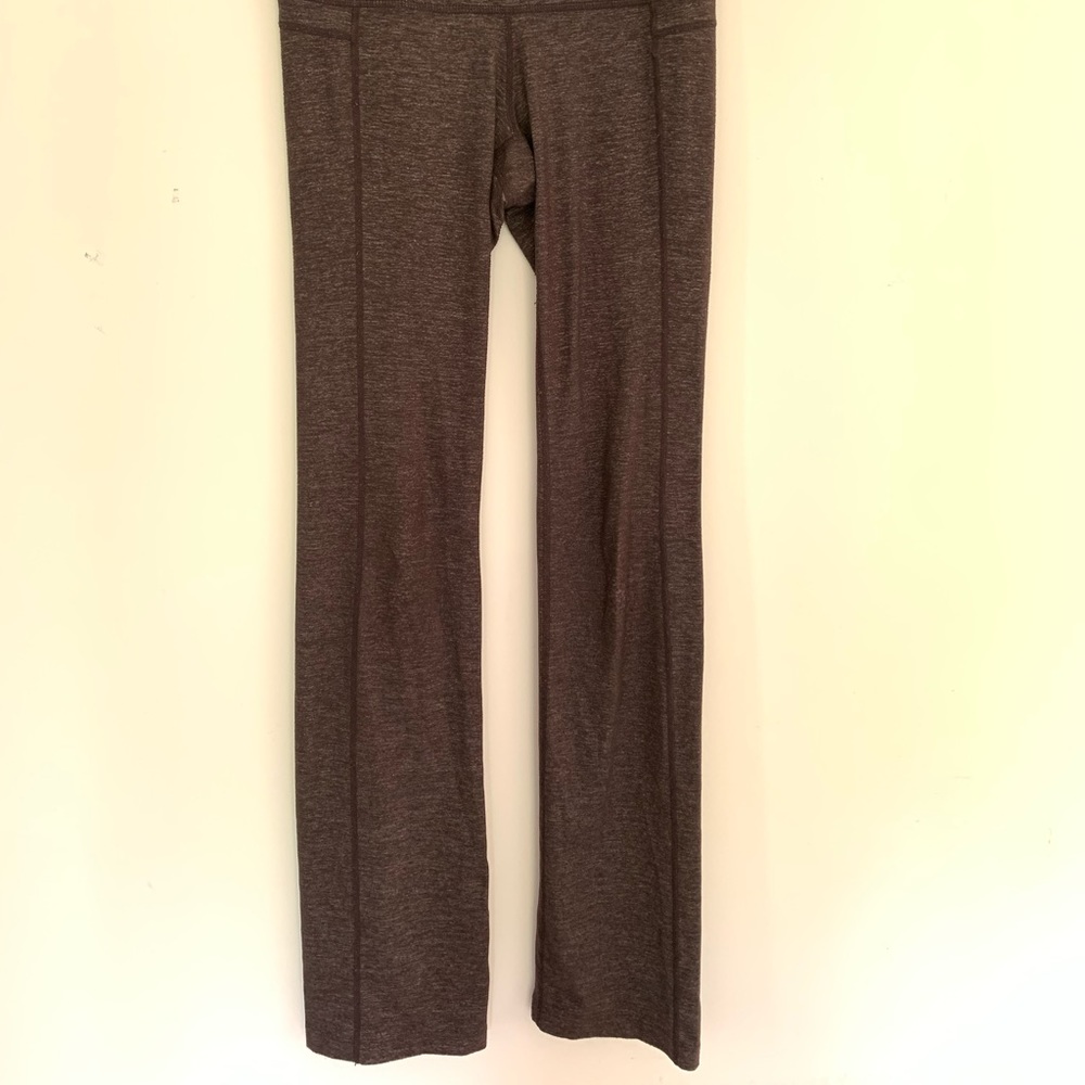 Athleta yoga pants - straight leg leggings